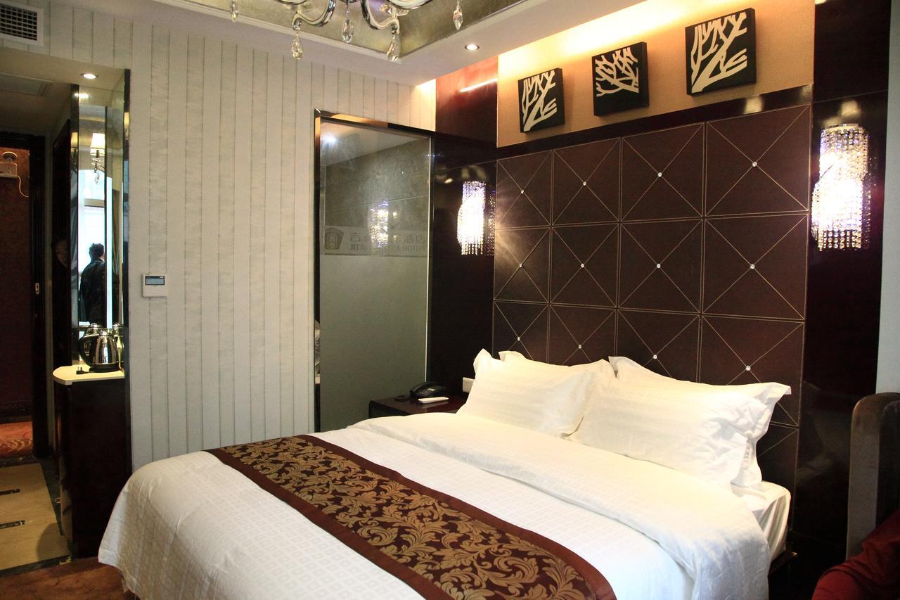 Jitai Boutique Inn Shanghai Extérieur photo