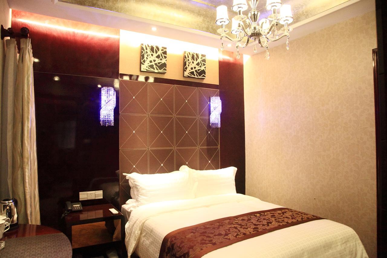 Jitai Boutique Inn Shanghai Extérieur photo
